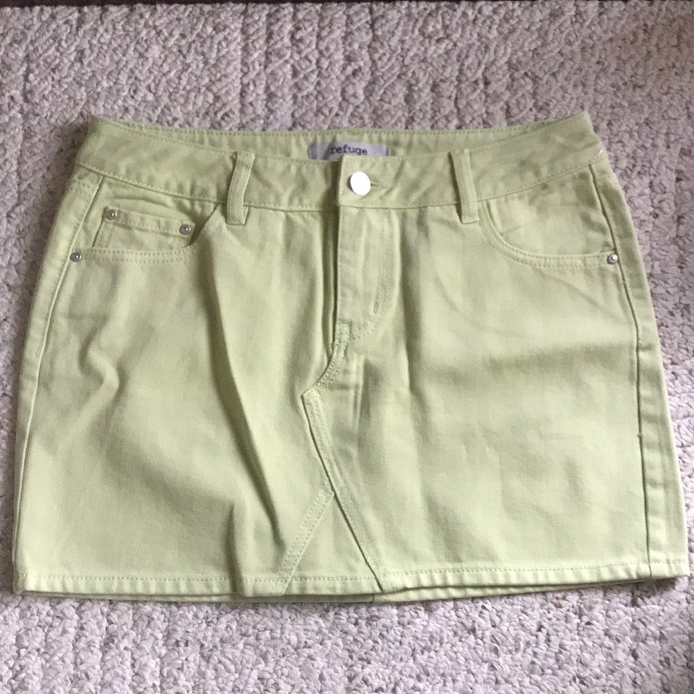 Refuge - Spring/Summer mini skirt - Small